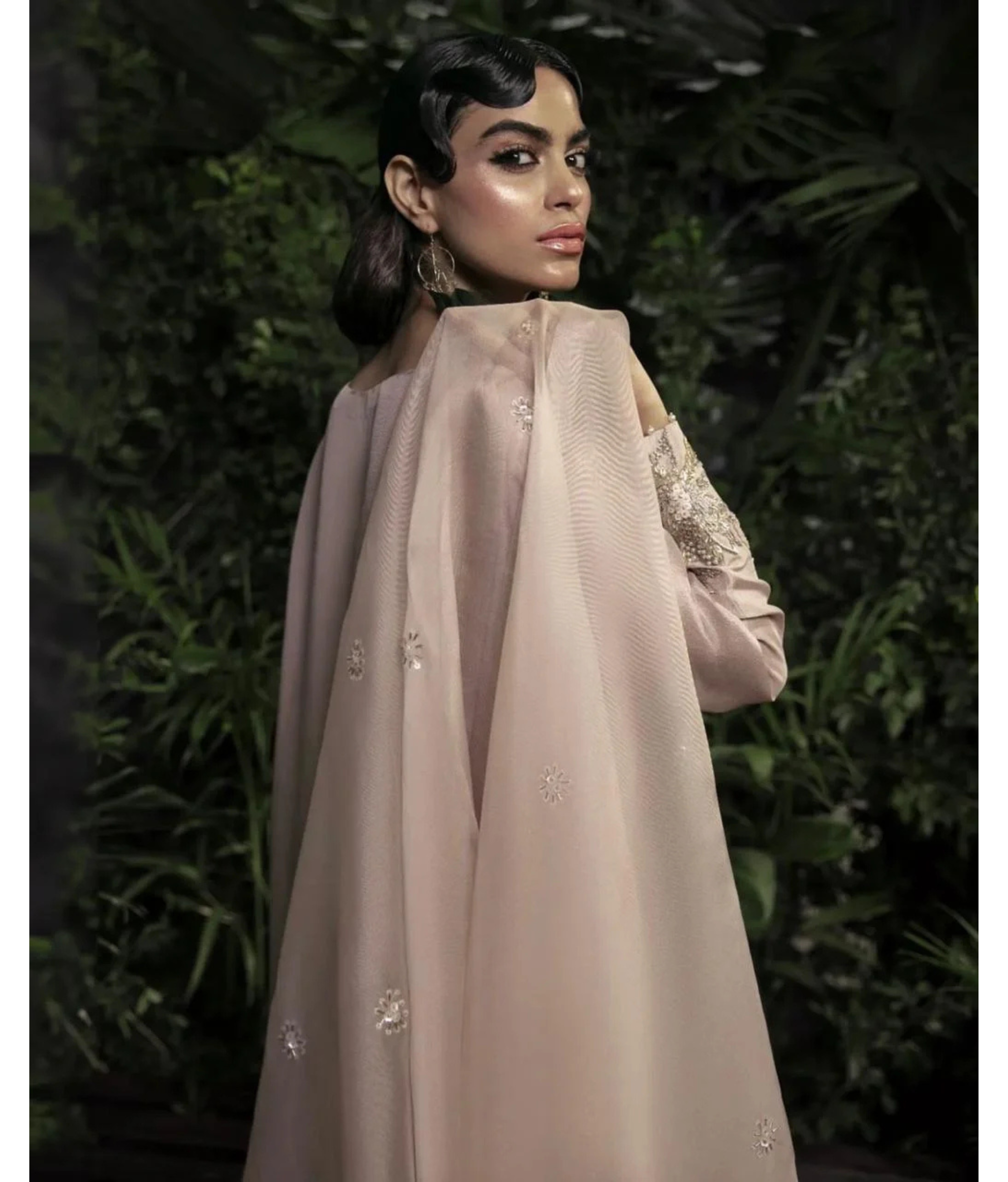 LUNA- Luxury Pret'24  - 14