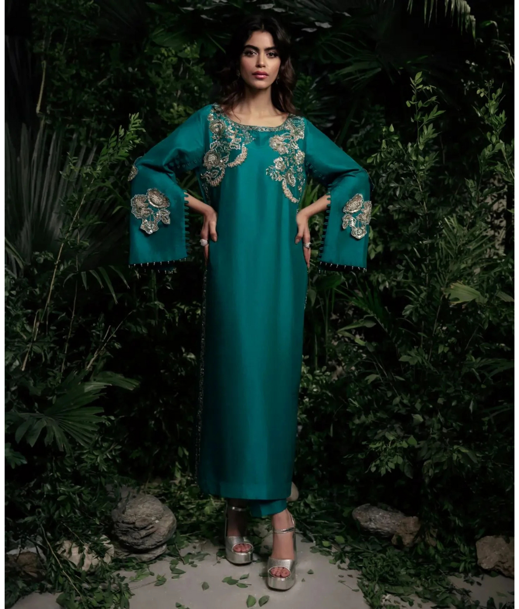 LUNA- Luxury Pret'24  - 11