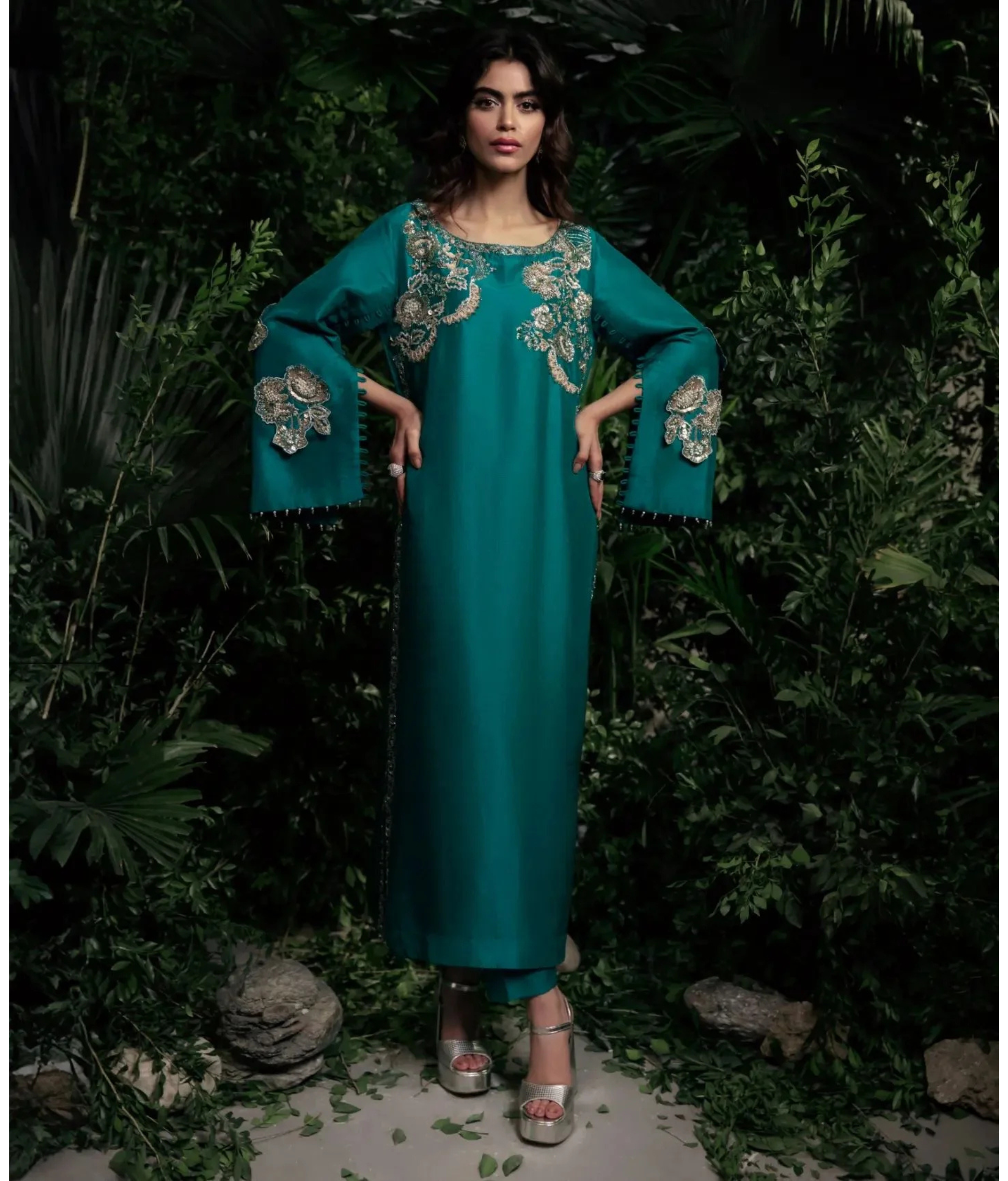 LUNA- Luxury Pret'24  - 11