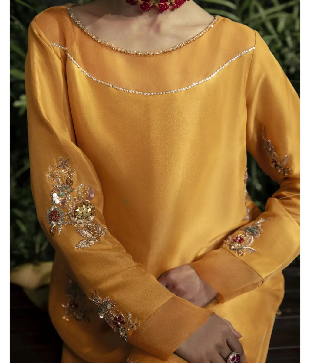 LUNA- Luxury Pret'24  - 1